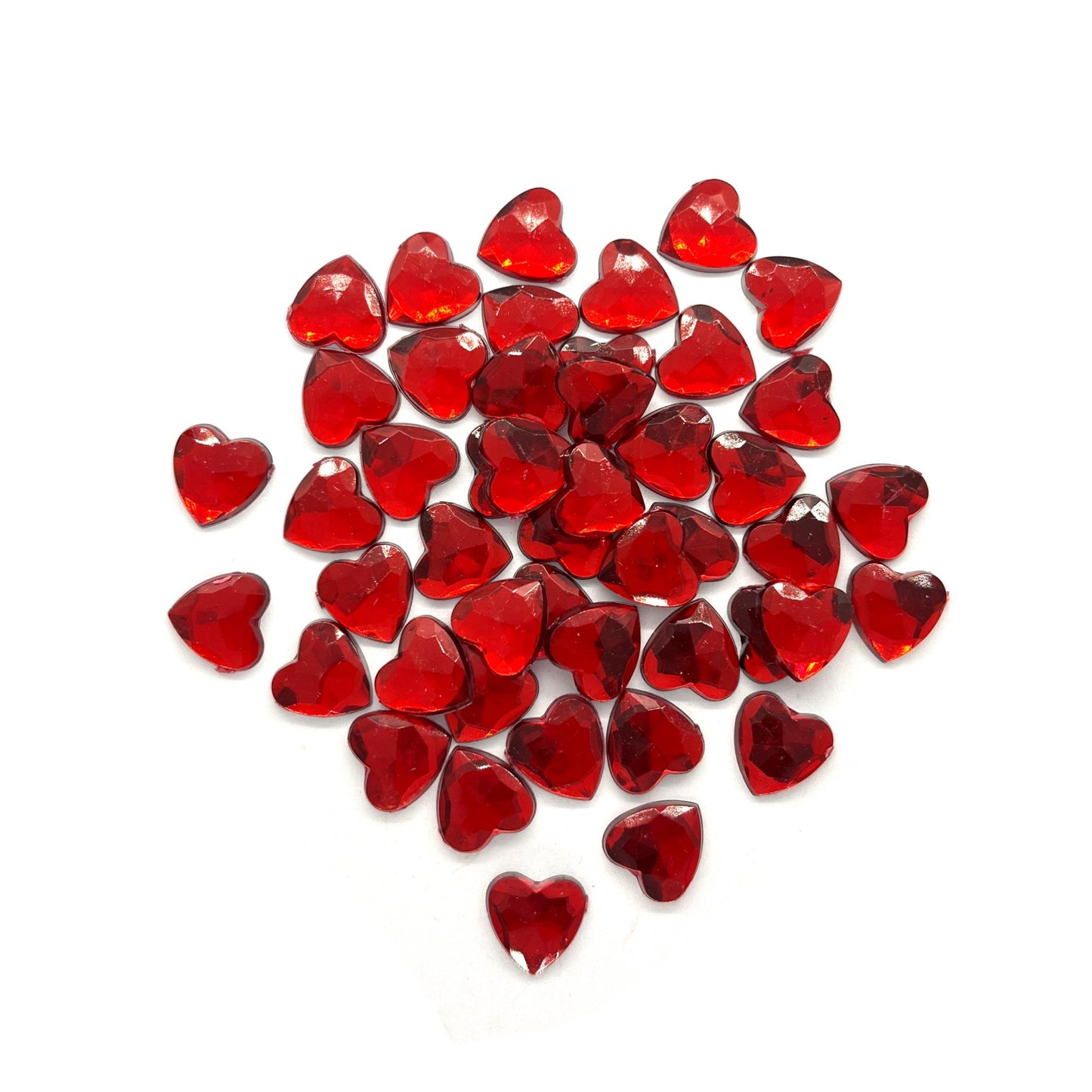 100 x Red heart gems image 0