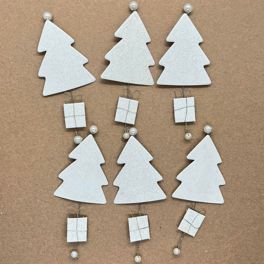 6 x Christmas tree embellishments image 1